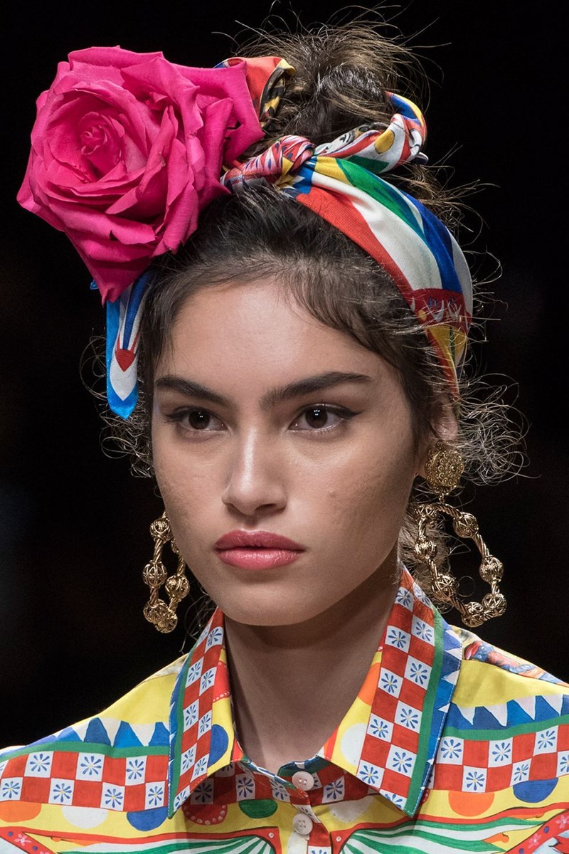 Accessories Guide: Οι λεπτομέρειες που θα απογειώσουν το καλοκαιρινό στυλ σου - εικόνα 1