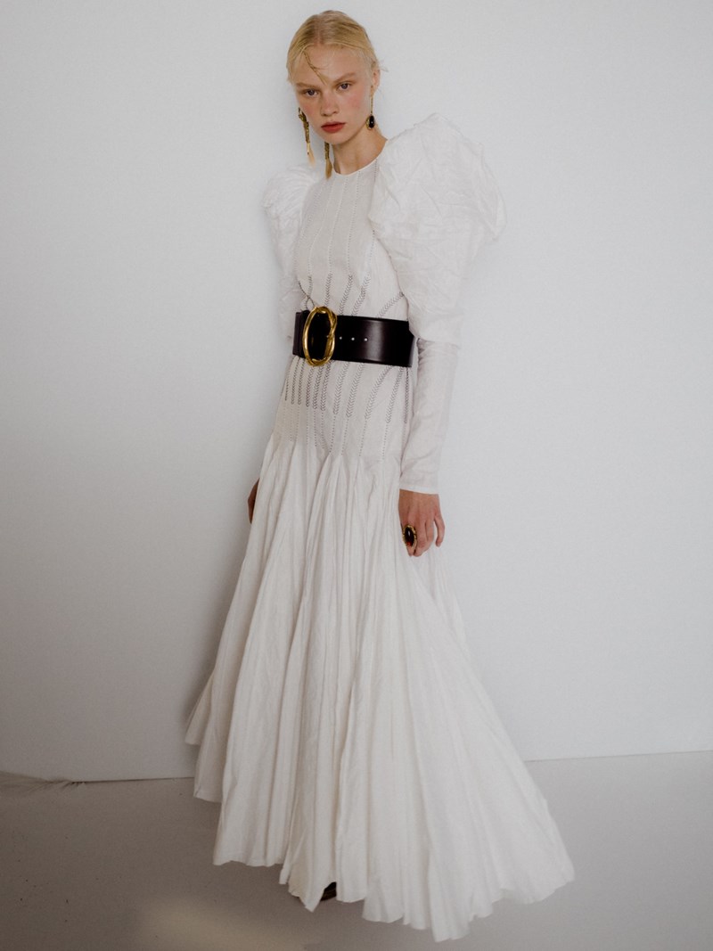 Πιάστε τα πινέλα σας και ζωγραφίστε για τον οίκο Alexander McQueen - εικόνα 4