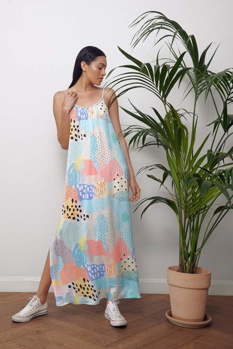 Σε αυτά τα ελληνικά brands ανακαλύψαμε τα ωραιότερα φορέματα του καλοκαιριού - εικόνα 8