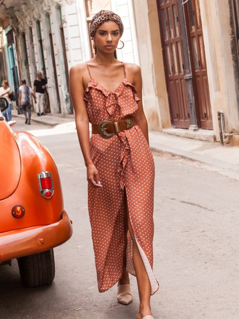 Σε αυτά τα ελληνικά brands ανακαλύψαμε τα ωραιότερα φορέματα του καλοκαιριού - εικόνα 12