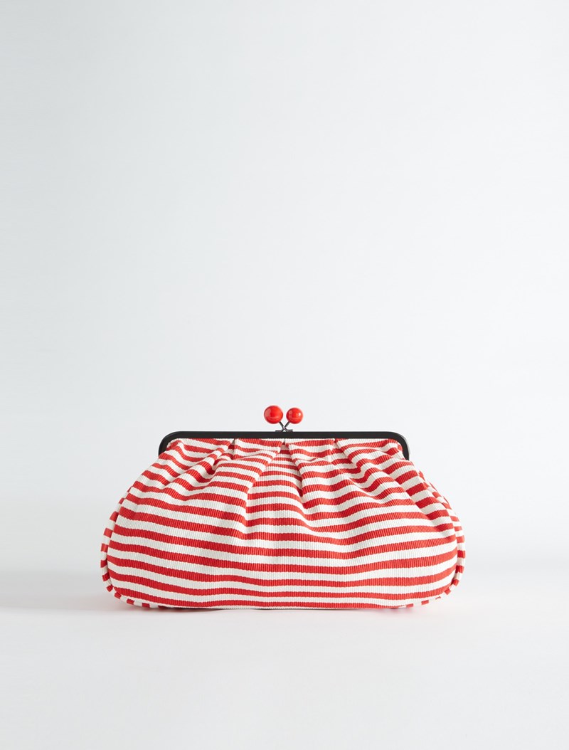 Ρίγες για πάντα: Τα κομμάτια που χρειάζεται το στυλ σου - εικόνα 10