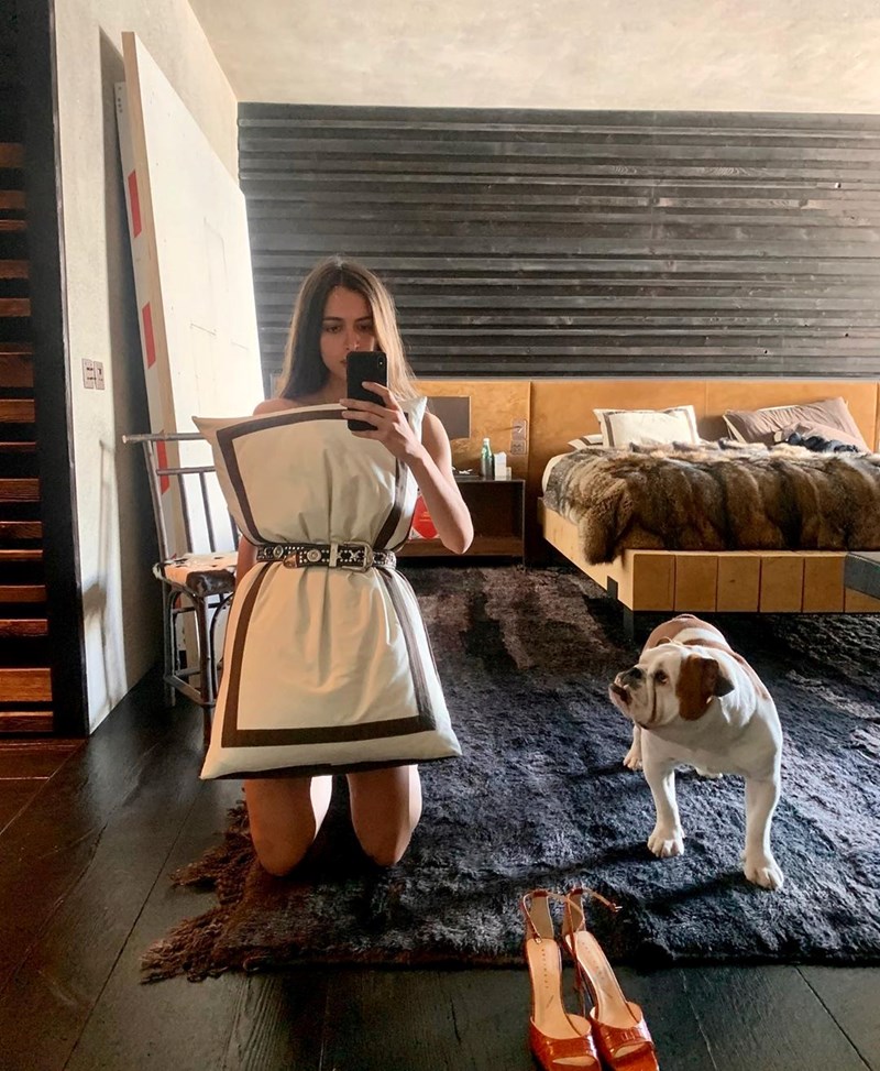 #QuarantinePillowChallenge: Εσύ θα φορέσεις το μαξιλάρι σου σαν φόρεμα; - εικόνα 5