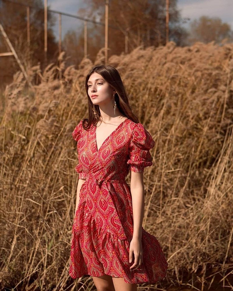 Σε αυτά τα ελληνικά brands ανακαλύψαμε τα ωραιότερα φορέματα του καλοκαιριού - εικόνα 5