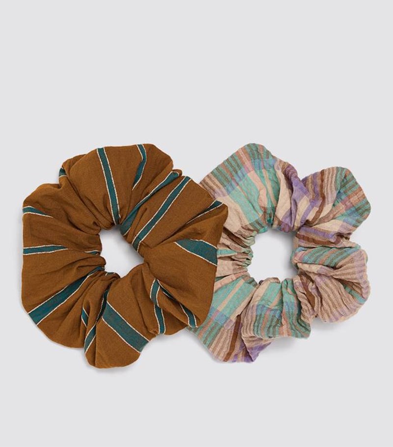 Αυτό το bold accessory trend έχει πολλά χρόνια ακόμα μπροστά του (ακόμα κι αν η Carrie Bradshaw πιστεύει το αντίθετο) - εικόνα 2