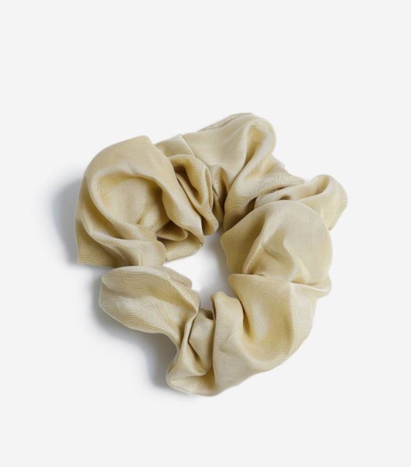 Αυτό το bold accessory trend έχει πολλά χρόνια ακόμα μπροστά του (ακόμα κι αν η Carrie Bradshaw πιστεύει το αντίθετο) - εικόνα 10