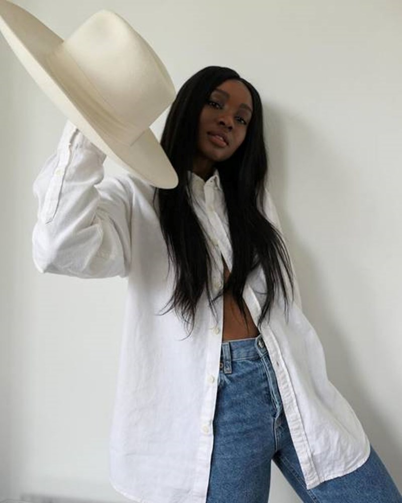 Straight Leg Denim: Πώς το φορούν τώρα τα πιο ενημερωμένα fashion girls; - εικόνα 6