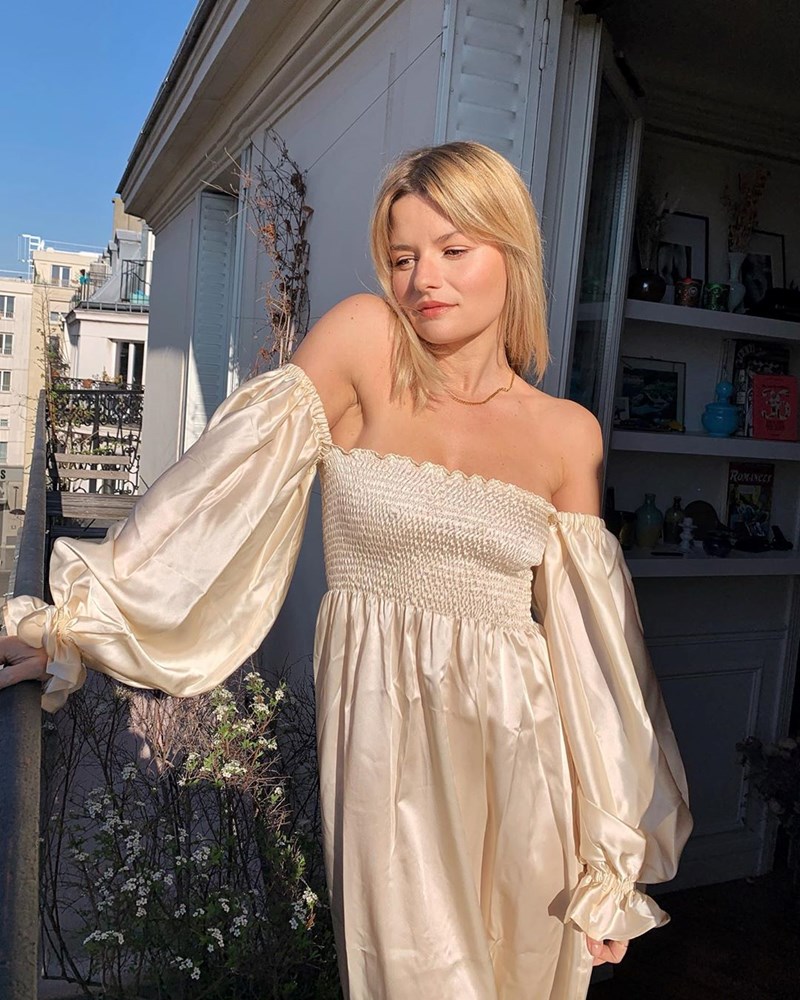 French Chic Style: 5 τάσεις, που εμπιστεύονται οι Παριζιάνες, απογειώνουν το ανοιξιάτικο στυλ σου - εικόνα 1
