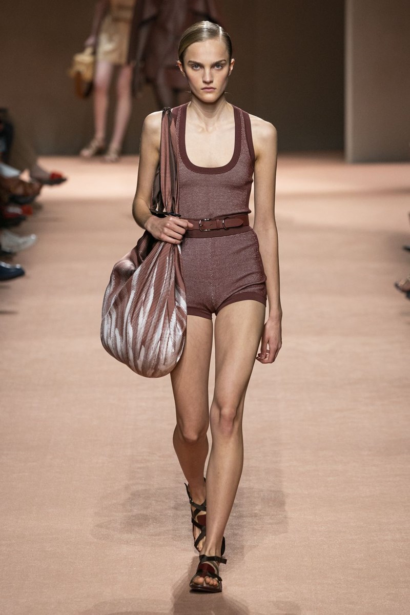 10 εγγυημένοι -runway- τρόποι να φορέσεις τα shorts σου φέτος (Bonus: 10 must_have κομμάτια) - εικόνα 6