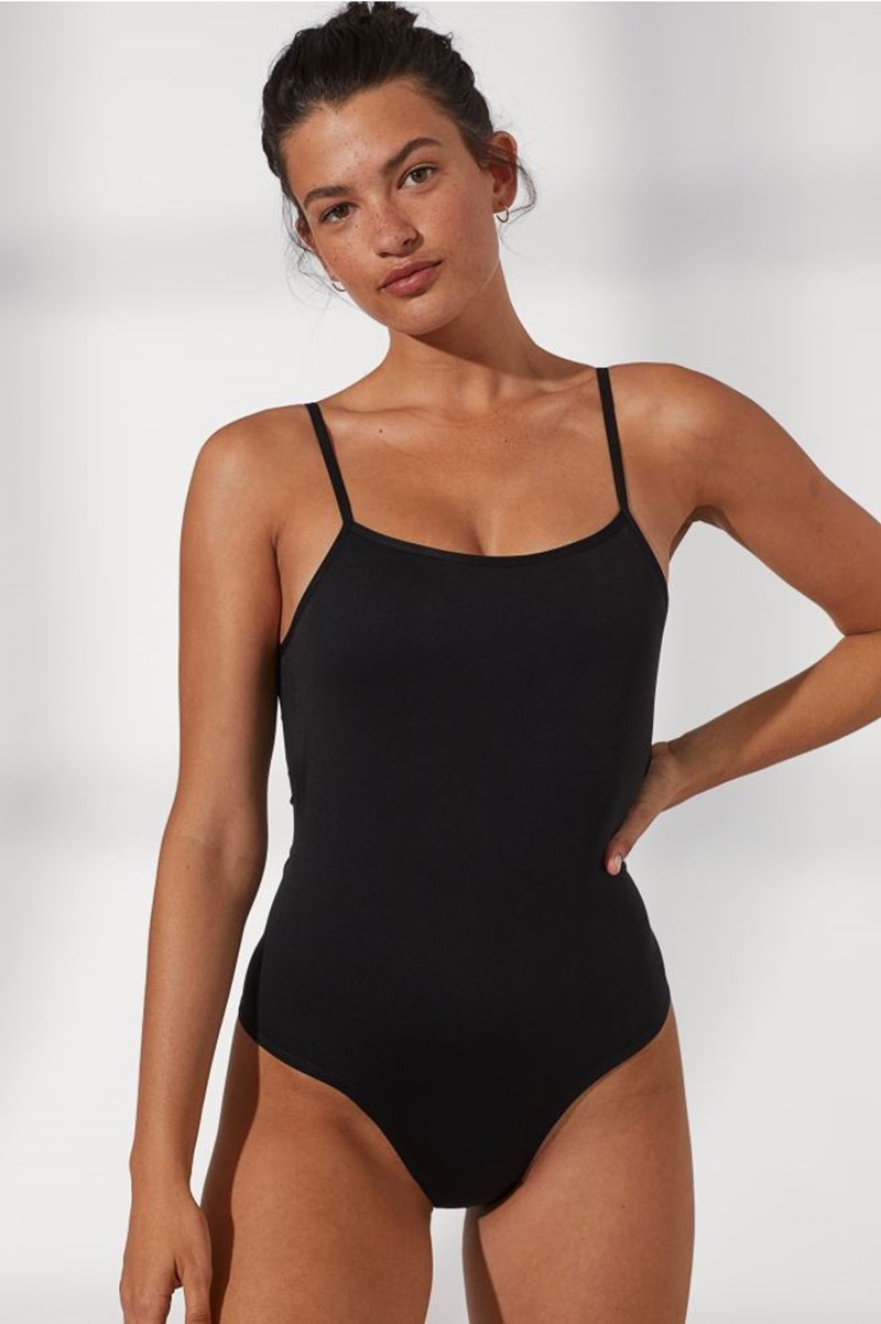 Work From Home: Ανανεωθήκαμε με 10 οικονομικά κομμάτια Η&Μ - εικόνα 4