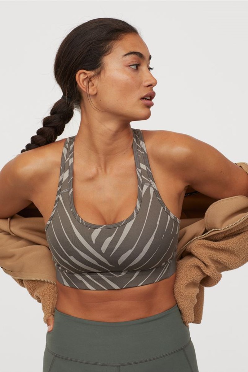 Μήπως η fitness γκαρνταρόμπα σου χρειάζεται ανανέωση; 15 κομμάτια που μόλις παραγγείλαμε - εικόνα 3