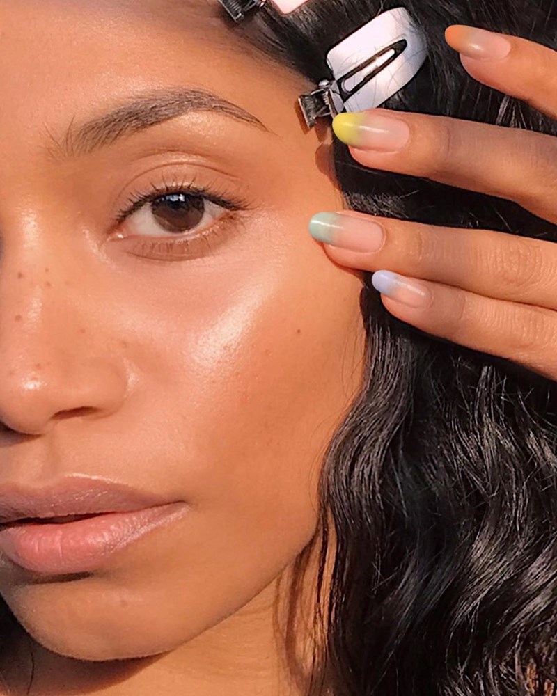 10+1 nail art ιδέες που δοκιμάσαμε όταν δεν αντέχαμε άλλο Netflix - εικόνα 1