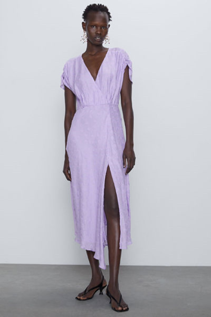 Ακόμα αναρωτιέσαι πoιο θα είναι το hot χρώμα της σεζόν; 10+1 κομμάτια σου δίνουν την απάντηση - εικόνα 2