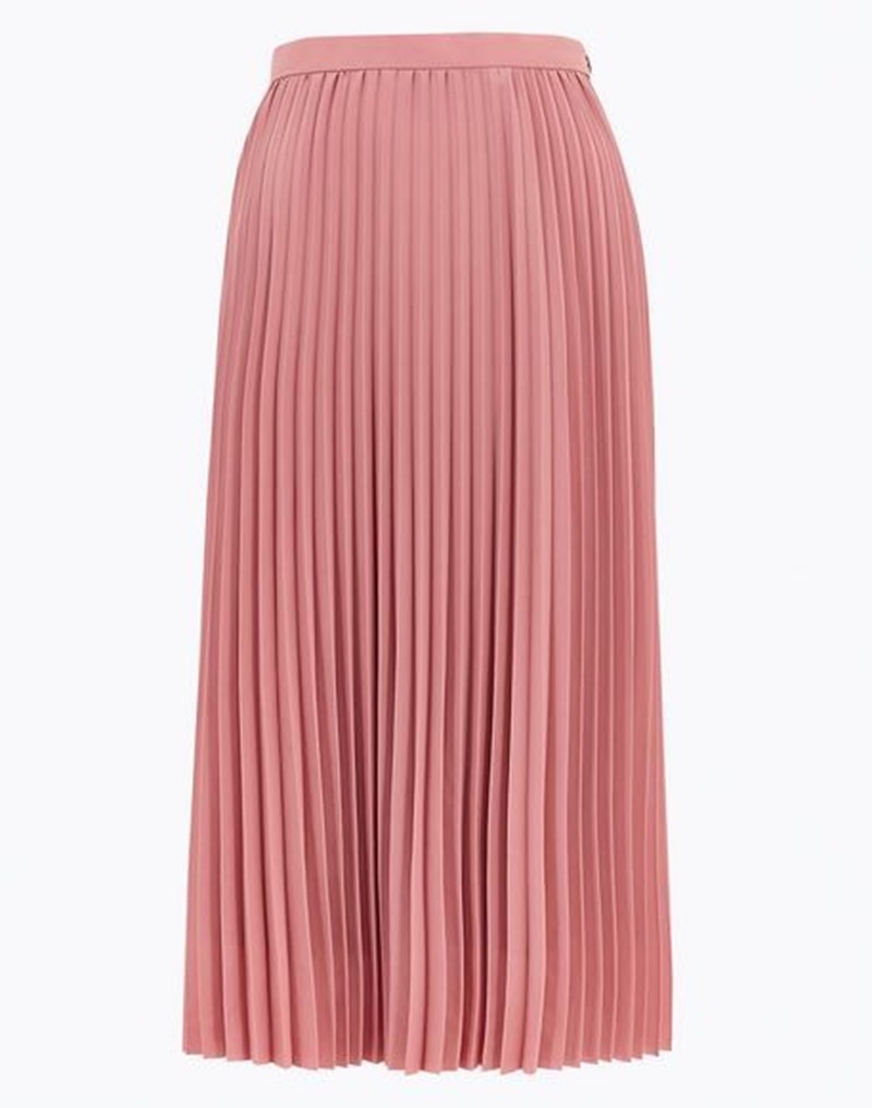 Zara, Mango, H&M, Marks & Spencer, Bershka: 15 low-budget κομμάτια που μόλις μπήκαν στο καλάθι μας - εικόνα 15