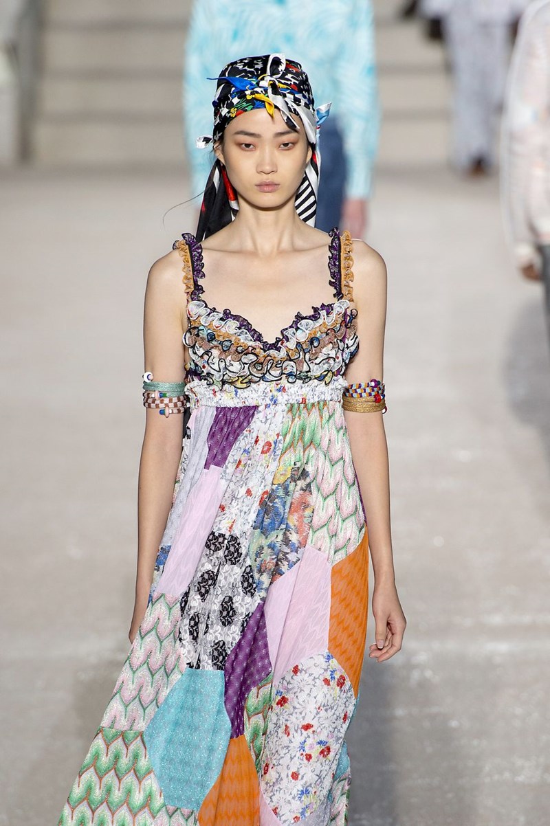 Το απόλυτο micro trend του καλοκαιριού το έχεις ήδη (το φοράς όταν κάνεις τις δουλειές του σπιτιού) - εικόνα 6