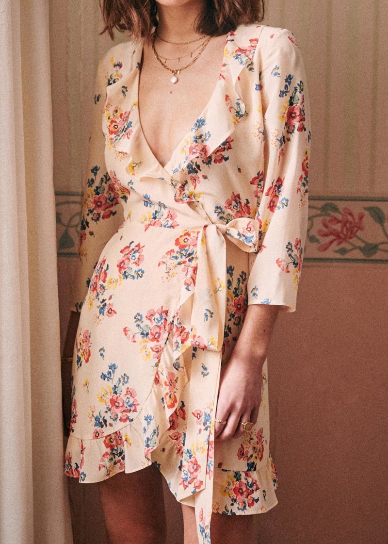 Wrap φόρεμα: Παραμένει πάντα ακαταμάχητο - εικόνα 5