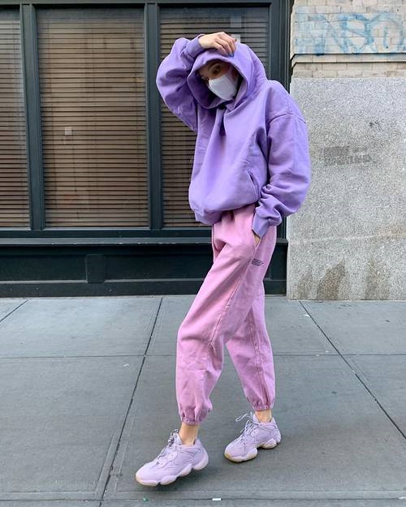Pink & Purlple: O συνδυασμός που λατρεύει τώρα η Elsa Hosk είναι το νέο μας crush - εικόνα 6