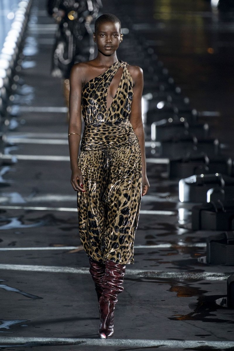 Αν νομίζετε πως τα animal prints είναι εκτός παιχνιδιού πλέον, sorry κορίτσια αλλά πρέπει να αναθεωρήσετε - εικόνα 1