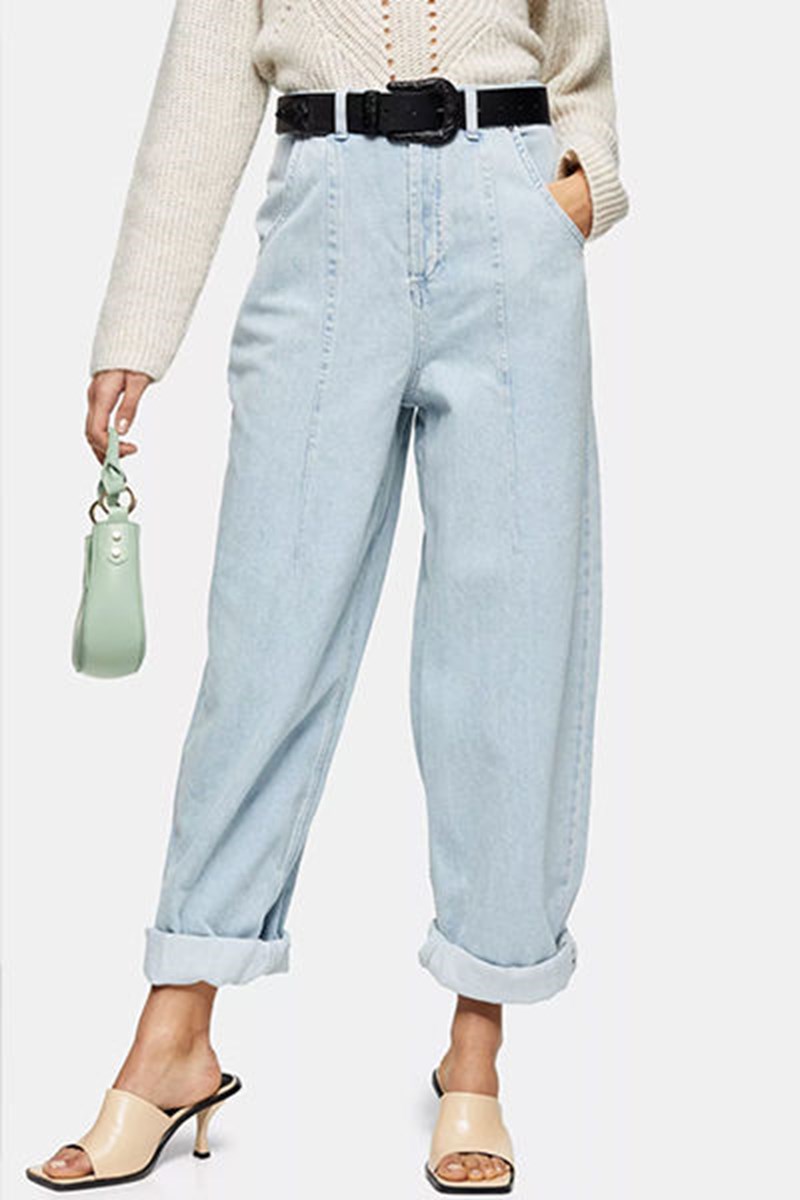 Slouchy Jeans: Αυτό είναι το μόνο στυλ που χρειάζεσαι φέτος (+10 τοπ προτάσεις) - εικόνα 2