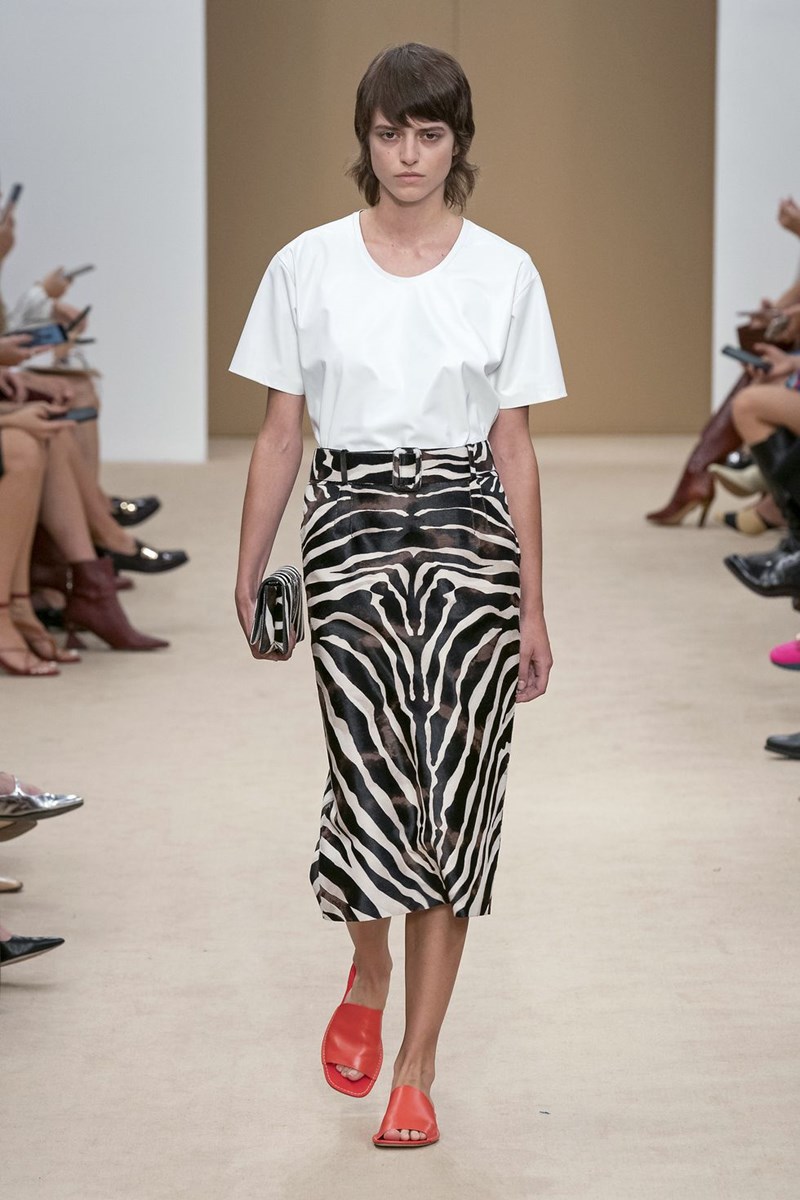 Αν νομίζετε πως τα animal prints είναι εκτός παιχνιδιού πλέον, sorry κορίτσια αλλά πρέπει να αναθεωρήσετε - εικόνα 2