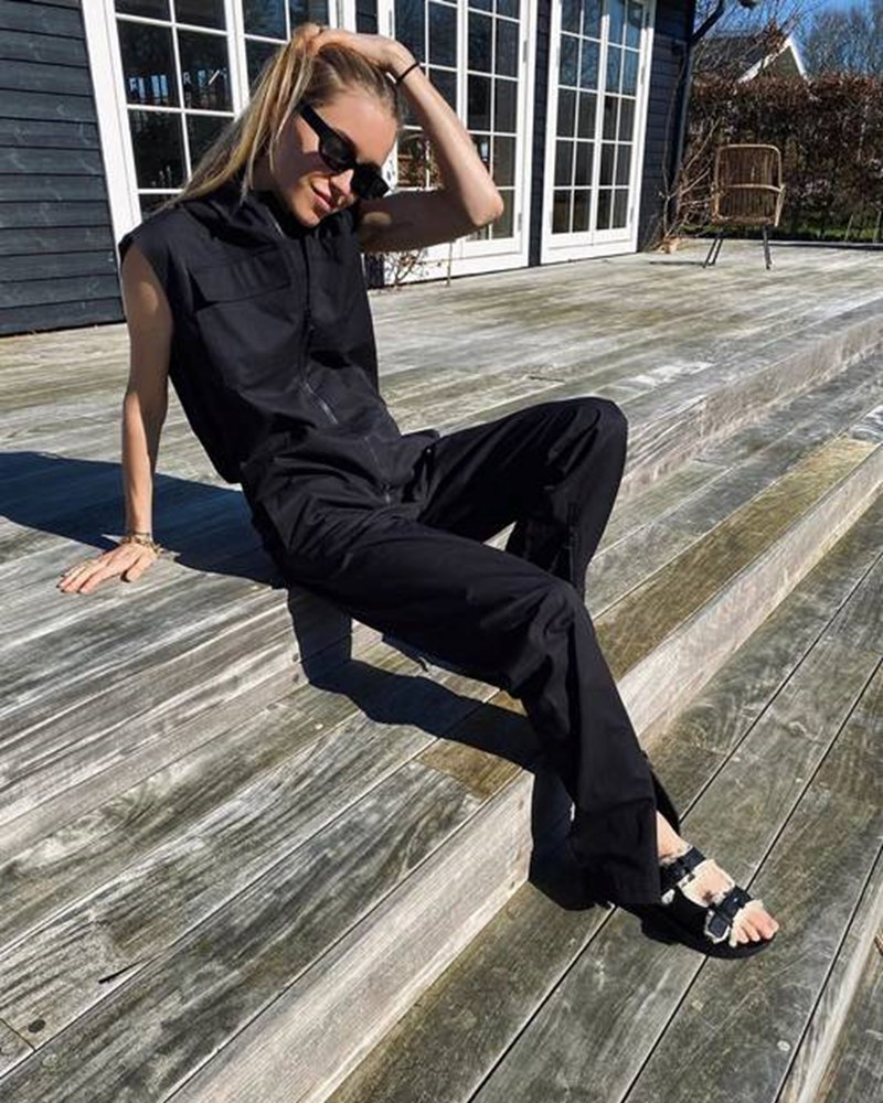 Όταν τελειώσει το #ΜένουμεΣπίτι εμείς θα φορέσουμε... total black! - εικόνα 3