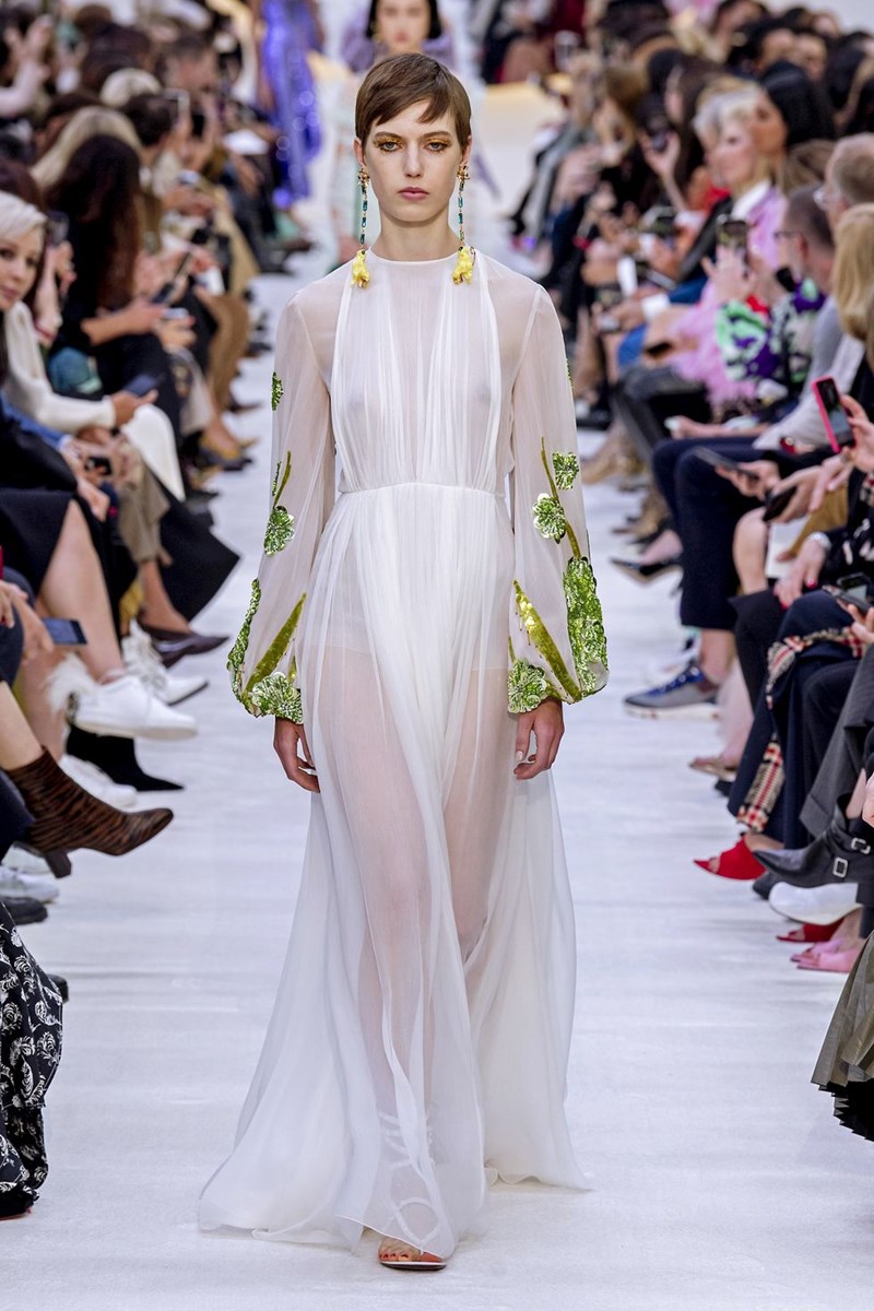 Αν έχεις στο μυαλό σου κάτι πιο sexy από αυτό το trend για το καλοκαίρι, εμείς θα σκίσουμε τα «πτυχία» μας! - εικόνα 1