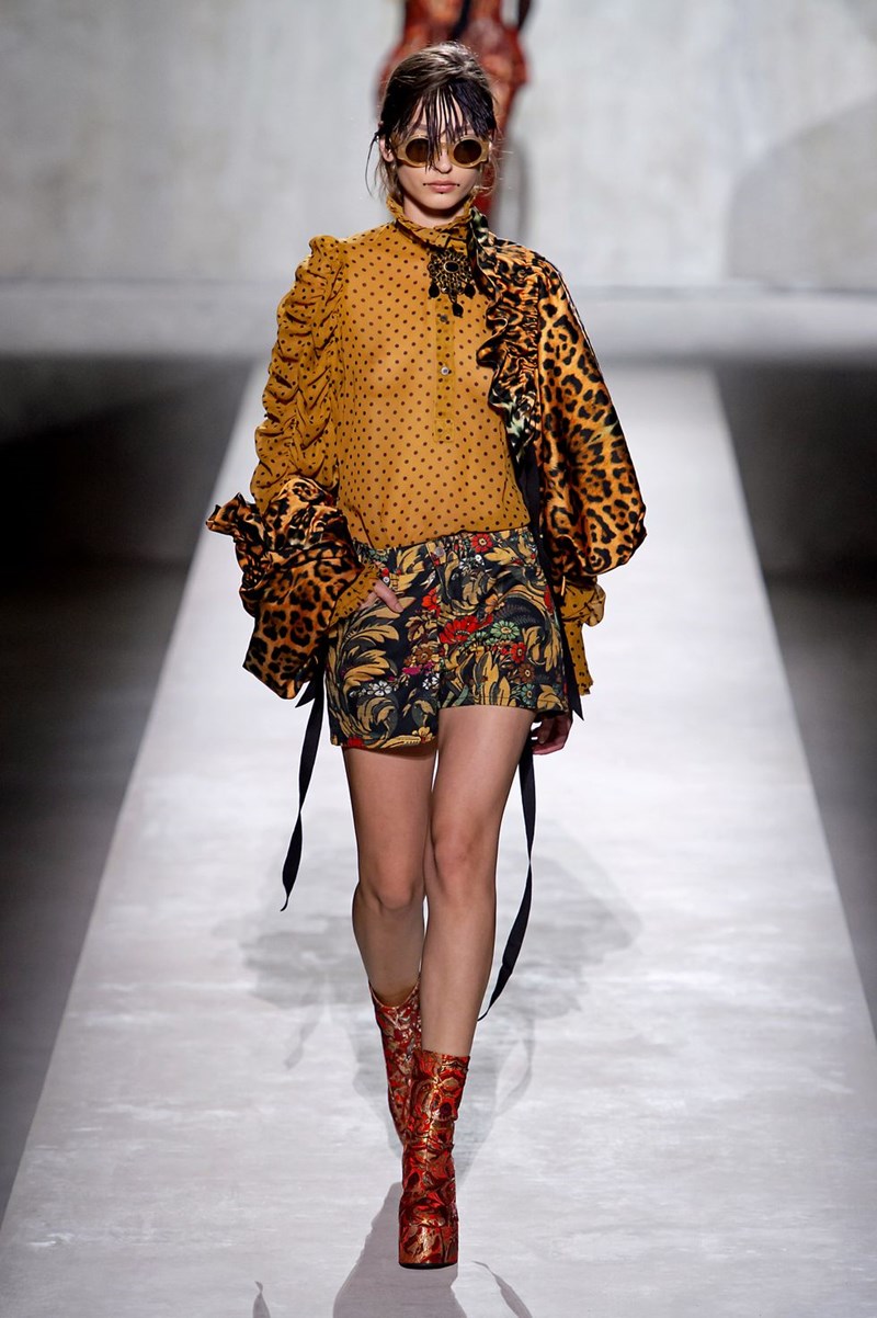 10 εγγυημένοι -runway- τρόποι να φορέσεις τα shorts σου φέτος (Bonus: 10 must_have κομμάτια) - εικόνα 7