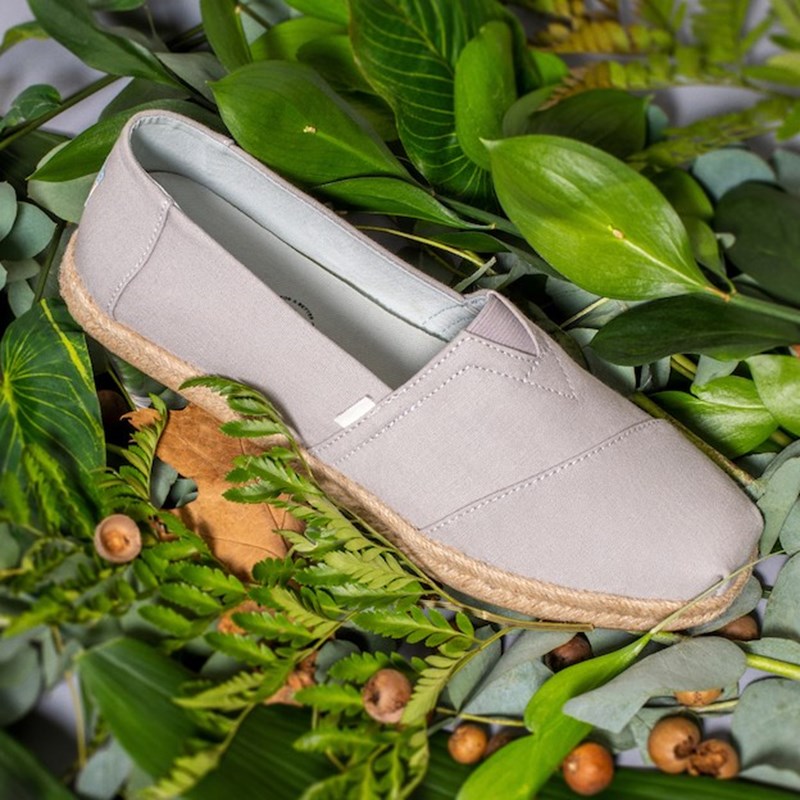 Οι νέες εσπαντρίγιες της TOMS είναι 100% οικολογικές - εικόνα 2