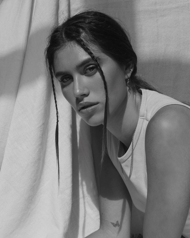 Mini Braids: Η vintage τάση στα μαλλιά που επιστρέφει από τα '60s - εικόνα 4