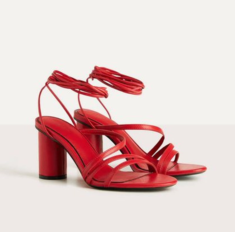 Μόλις αγοράσαμε τα πέδιλα που θα φοράμε non stop όλο το καλοκαίρι (+8 εναλλακτικές) - εικόνα 7