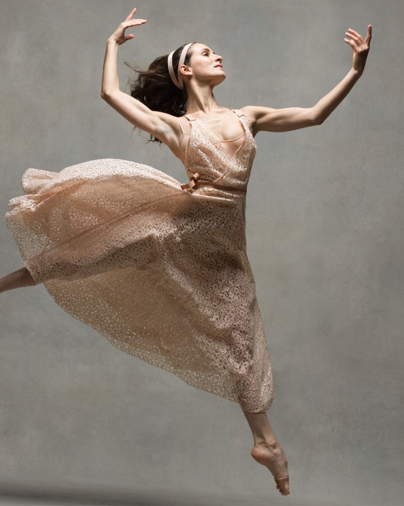 Ο οίκος Dior παραδίδει μαθήματα μπαλέτου στο σπίτι - εικόνα 1