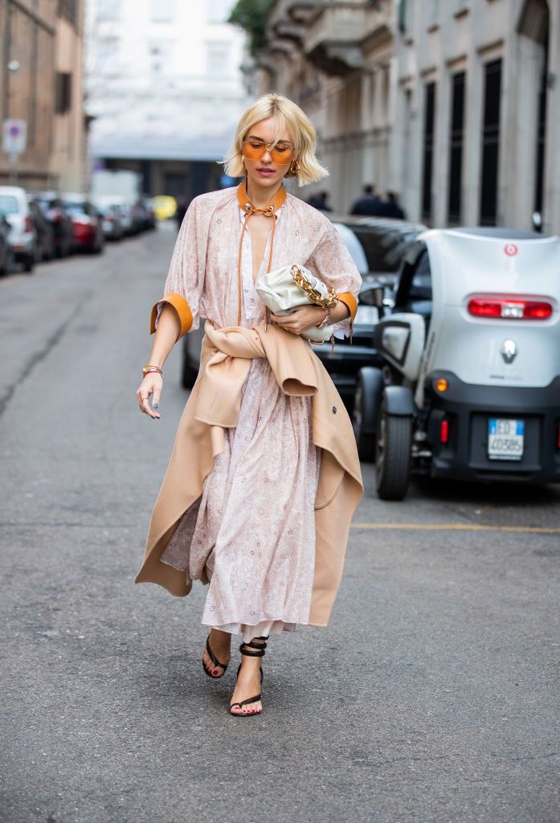 Κορίτσια στα ροζ: Κλισέ ή ό,τι πιο stylish μπορείς να κάνεις τώρα; #StreetStyle - εικόνα 7