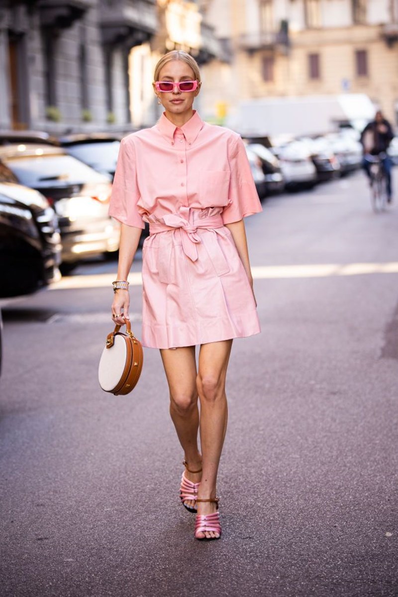 Κορίτσια στα ροζ: Κλισέ ή ό,τι πιο stylish μπορείς να κάνεις τώρα; #StreetStyle - εικόνα 11