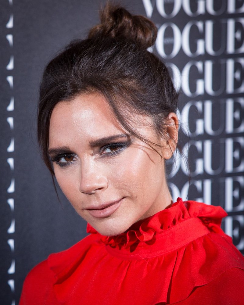 8 καλοκαιρινές ιδέες από τις σταρ για να πιάσεις τα μαλλιά σου - εικόνα 5