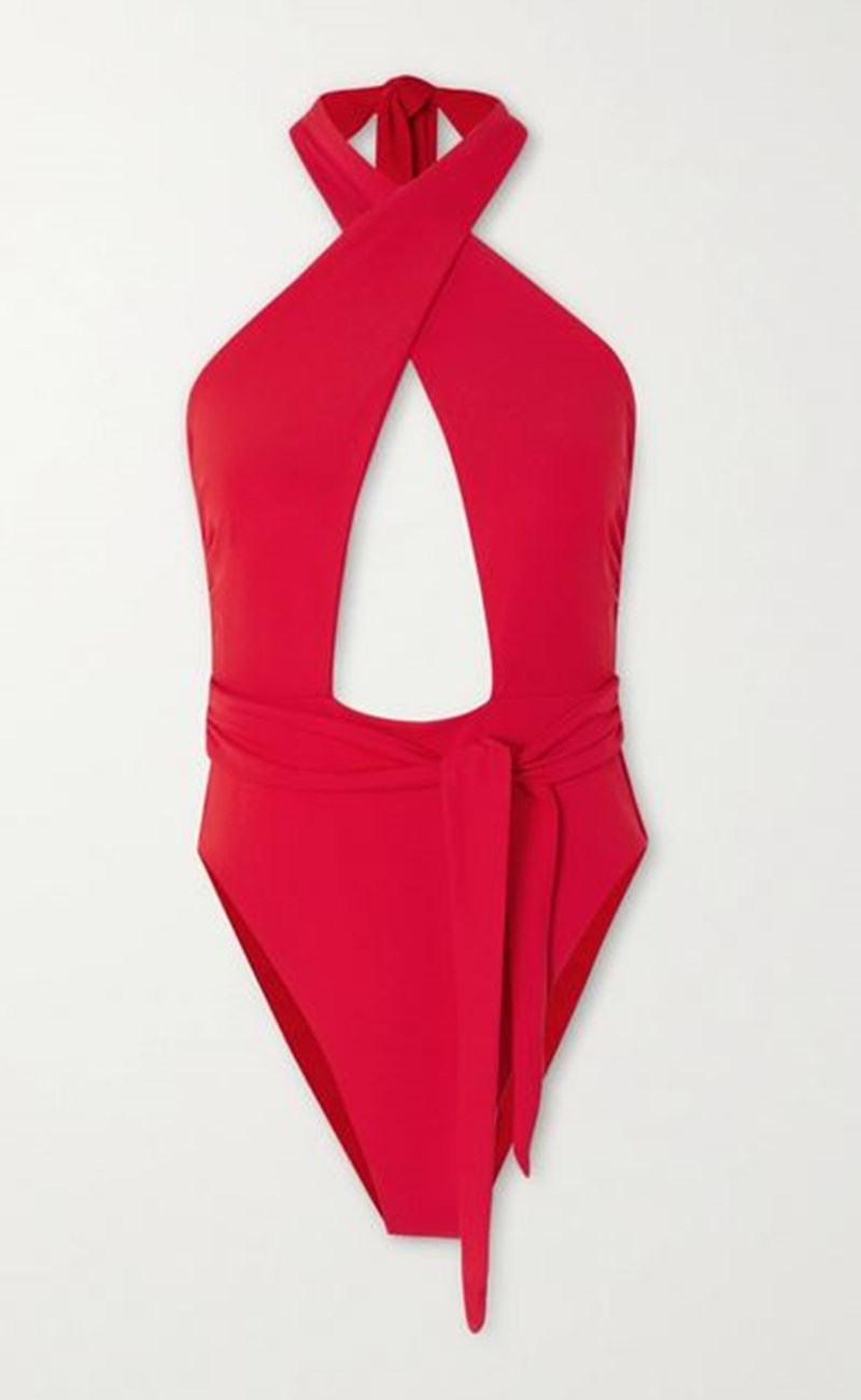 Halterneck: Είναι το πιο chic και σέξυ μαγιό του καλοκαιριού - εικόνα 1