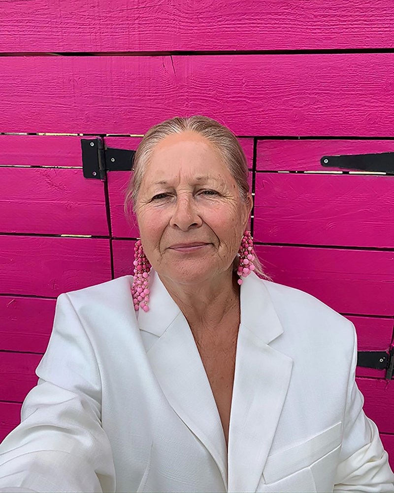 Στη νέα καμπάνια του σχεδιαστή Jacquemus πρωταγωνιστεί η γιαγιά του - εικόνα 6