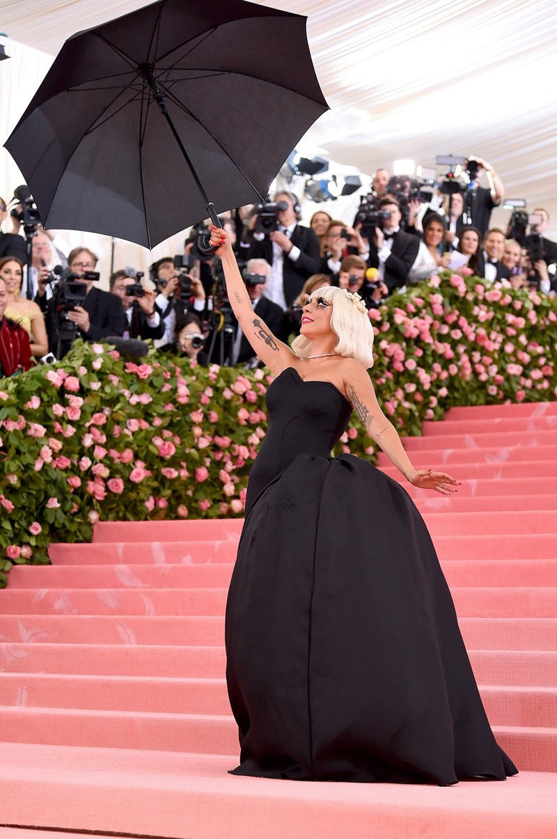 Met Gala: 10 εμφανίσεις που μας έχουν μείνει αξέχαστες - εικόνα 9