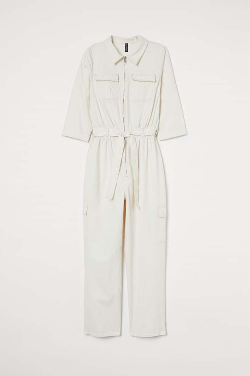 Με καραντίνα ή και χωρίς, αυτό το ρούχο είναι στις top επιλογές μας - εικόνα 12