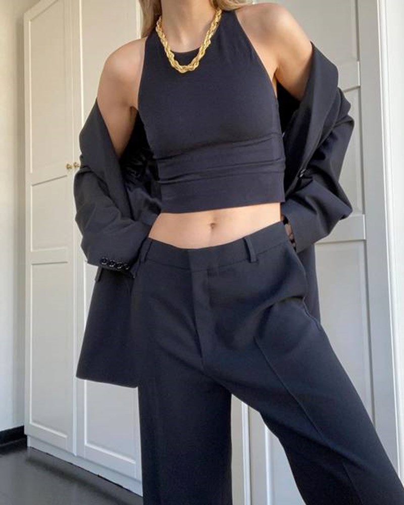 10 on-trend εμφανίσεις με τα basics σου για την πιο stylish επιστροφή στην πραγματικότητα - εικόνα 11
