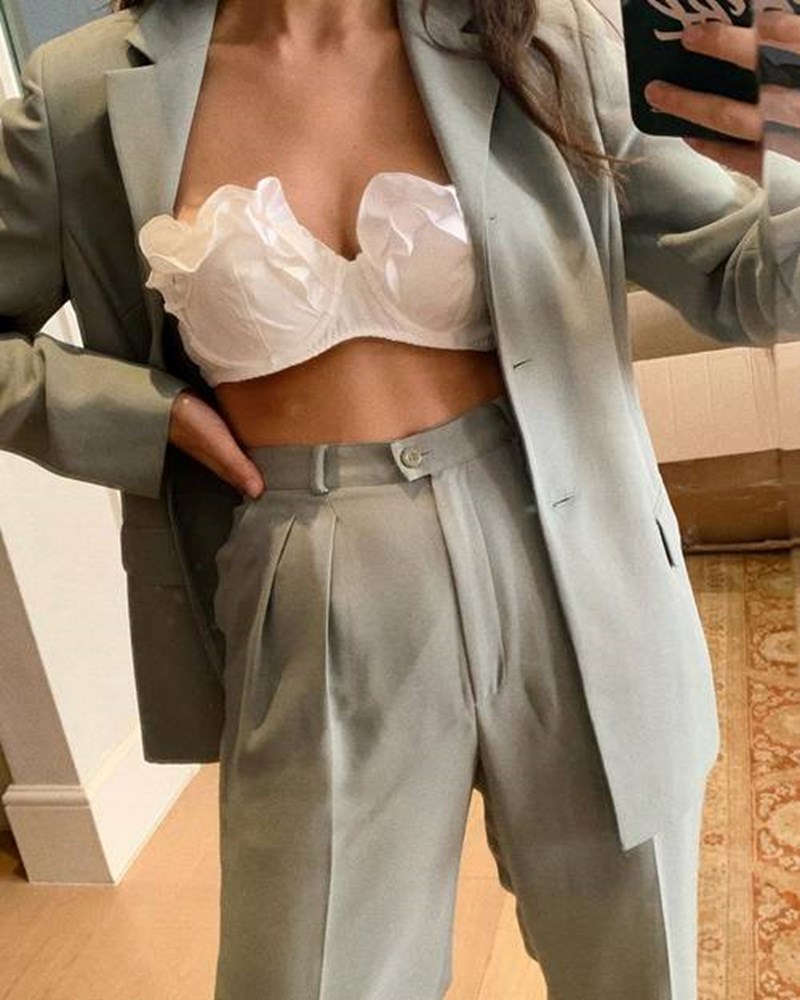 Bra Tops: Η τάση που έχει ξετρελάνει τις fashion lovers - εικόνα 3