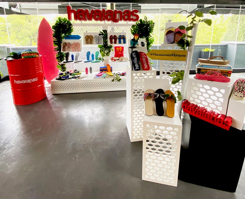 Είδαμε πρώτες τις σαγιονάρες του καλοκαιριού - εικόνα 1