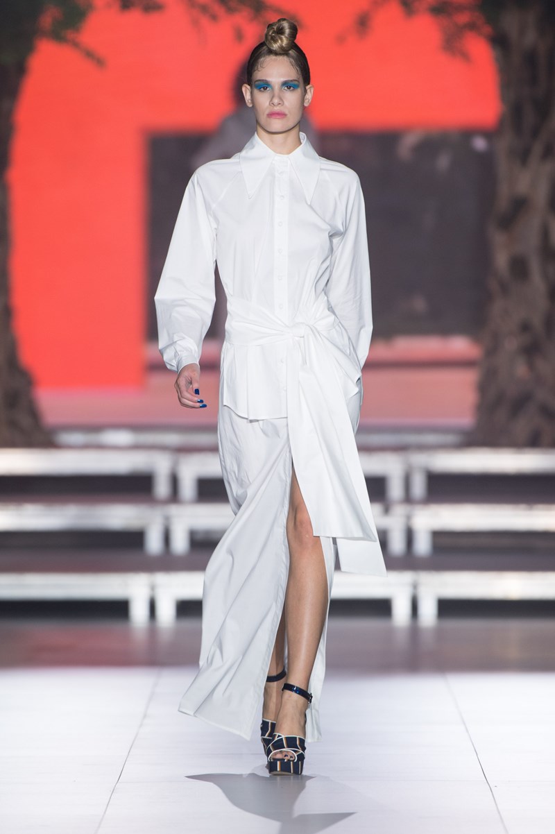 Η νέα συλλογή του Στέλιου Κουδουνάρη αποθεώνει το μίνιμαλ λουκ - εικόνα 10