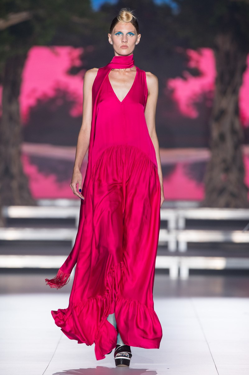 Η νέα συλλογή του Στέλιου Κουδουνάρη αποθεώνει το μίνιμαλ λουκ - εικόνα 4