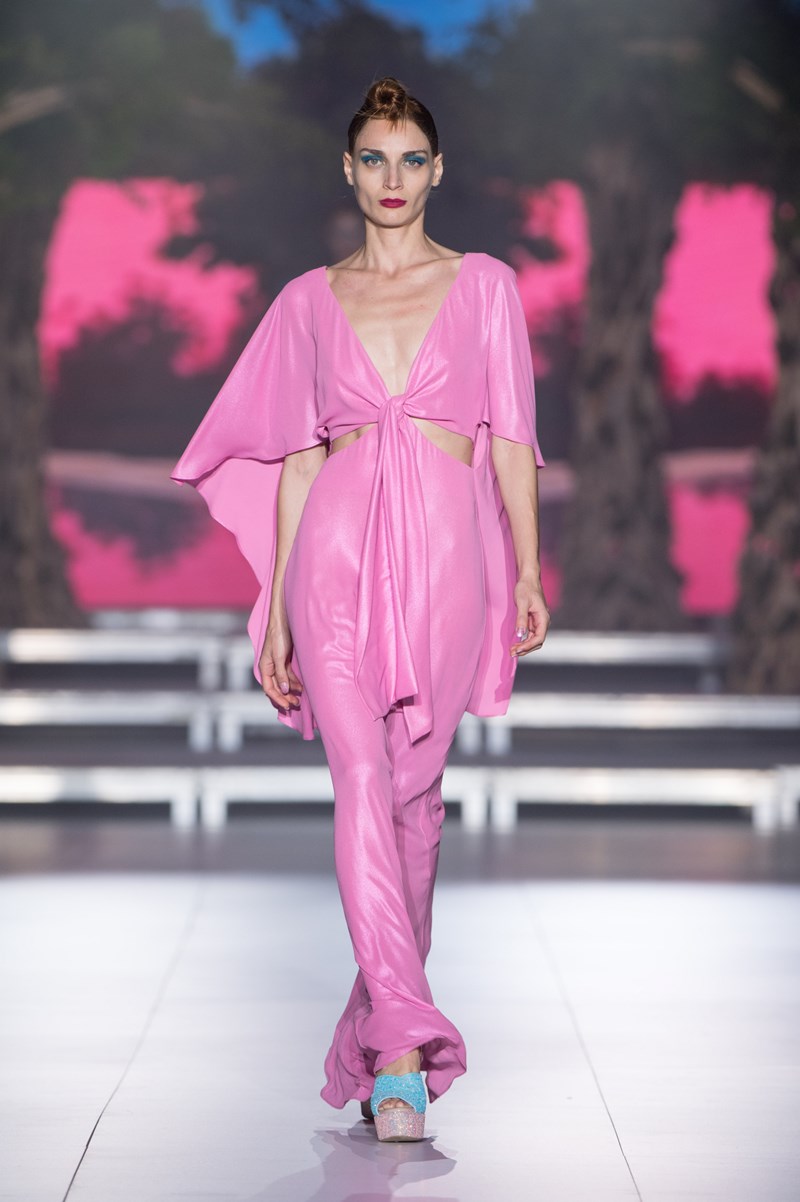 Η νέα συλλογή του Στέλιου Κουδουνάρη αποθεώνει το μίνιμαλ λουκ - εικόνα 3