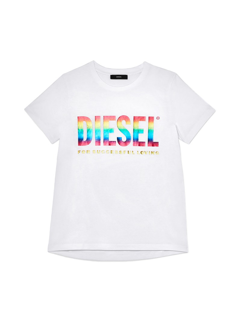 H Diesel γιορτάζει τη διαφορετικότητα με μια δυνατή συλλογή γεμάτη μηνύματα - εικόνα 6