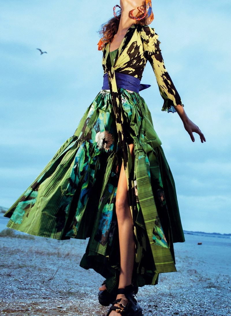 Wind Of Change: 5 ζωηρά look μας ταξιδεύουν στο ωραιότερο καλοκαίρι - εικόνα 3