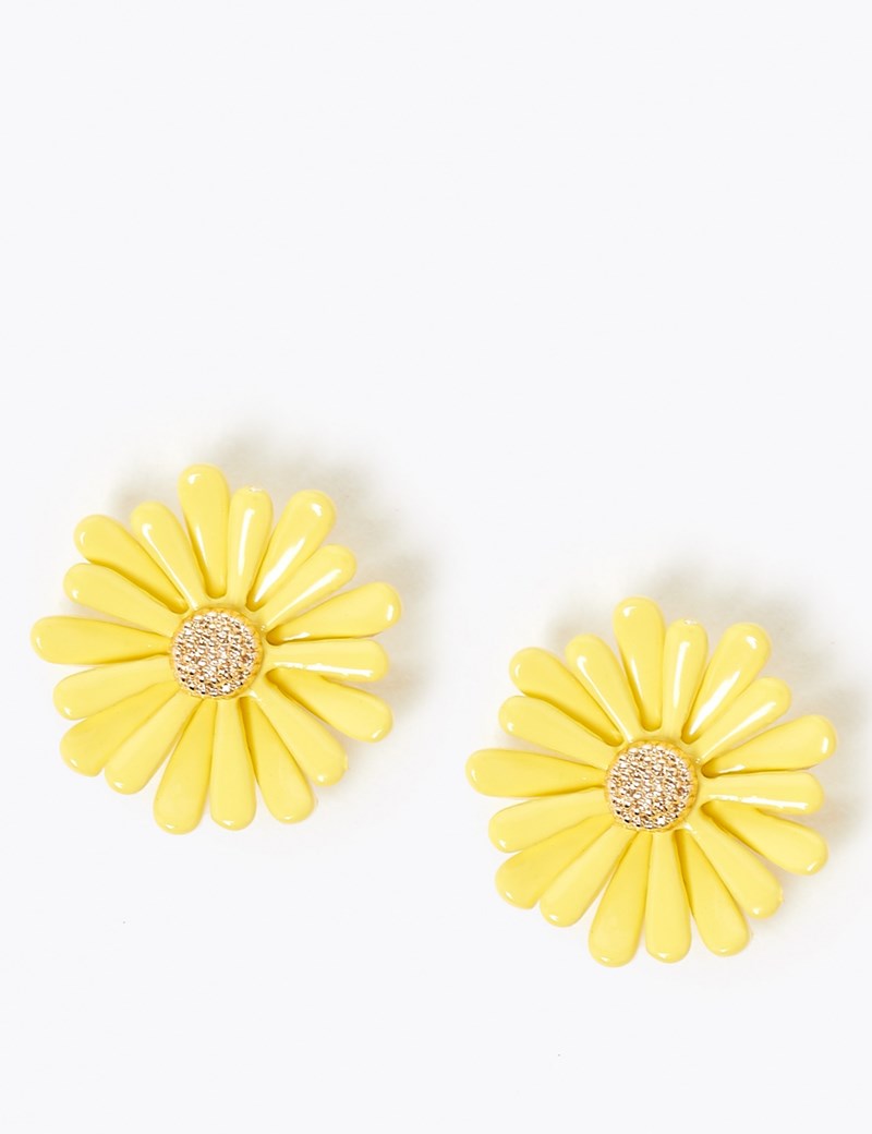 Daisy Trend: Η γκαρνταρόμπα μας γεμίζει μαργαρίτες - εικόνα 6