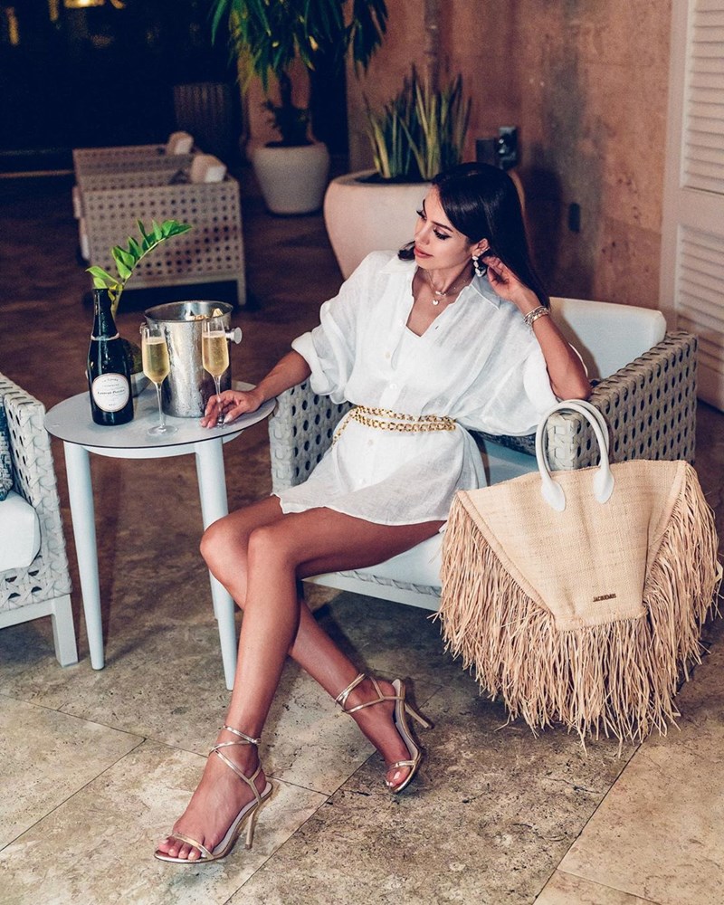 10 total white looks για να εμπνευστείς (+τα κομμάτια που θα ερωτευτείς) - εικόνα 15