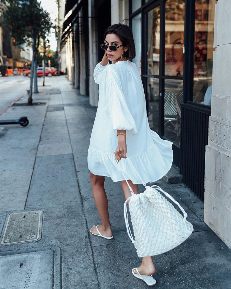 10 total white looks για να εμπνευστείς (+τα κομμάτια που θα ερωτευτείς) - εικόνα 9