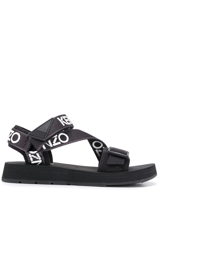 Hiking Sandals: Το πιο πολυσυζητημένο shoe trend είναι και το πιο άνετο - εικόνα 9