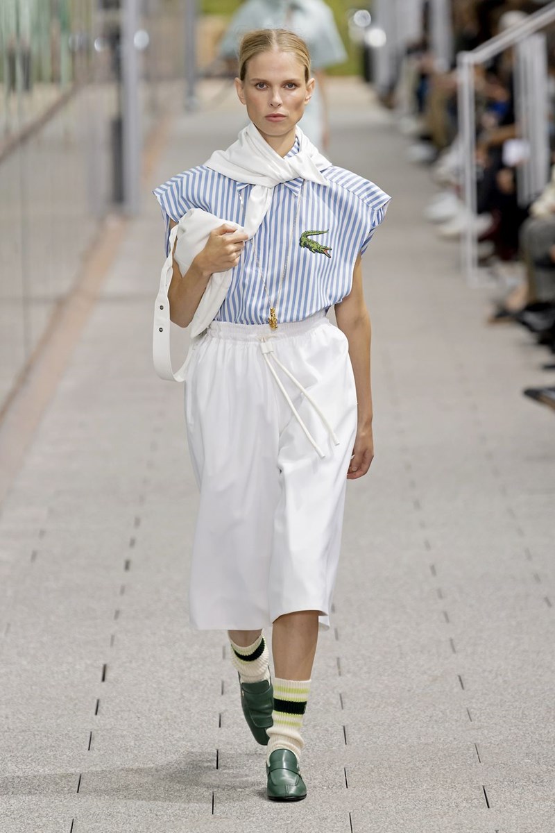 Θα γίνουμε κουραστικές αν σου υπενθυμίσουμε (για ακόμα μια φορά) πόσο χρειάζεσαι ένα ριγέ πουκάμισο; - εικόνα 4